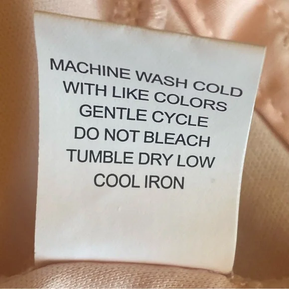 NWT Moa Moa Pink Floral Lace adjustable straps Bra. - Picture 10 of 10